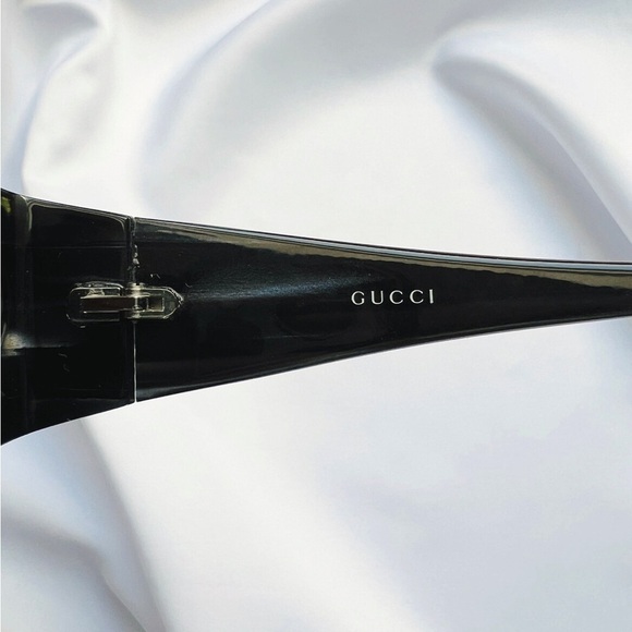 Gucci Sunglasses Oval GG Logo Crystal Black GG 2527 - Picture 6 of 10